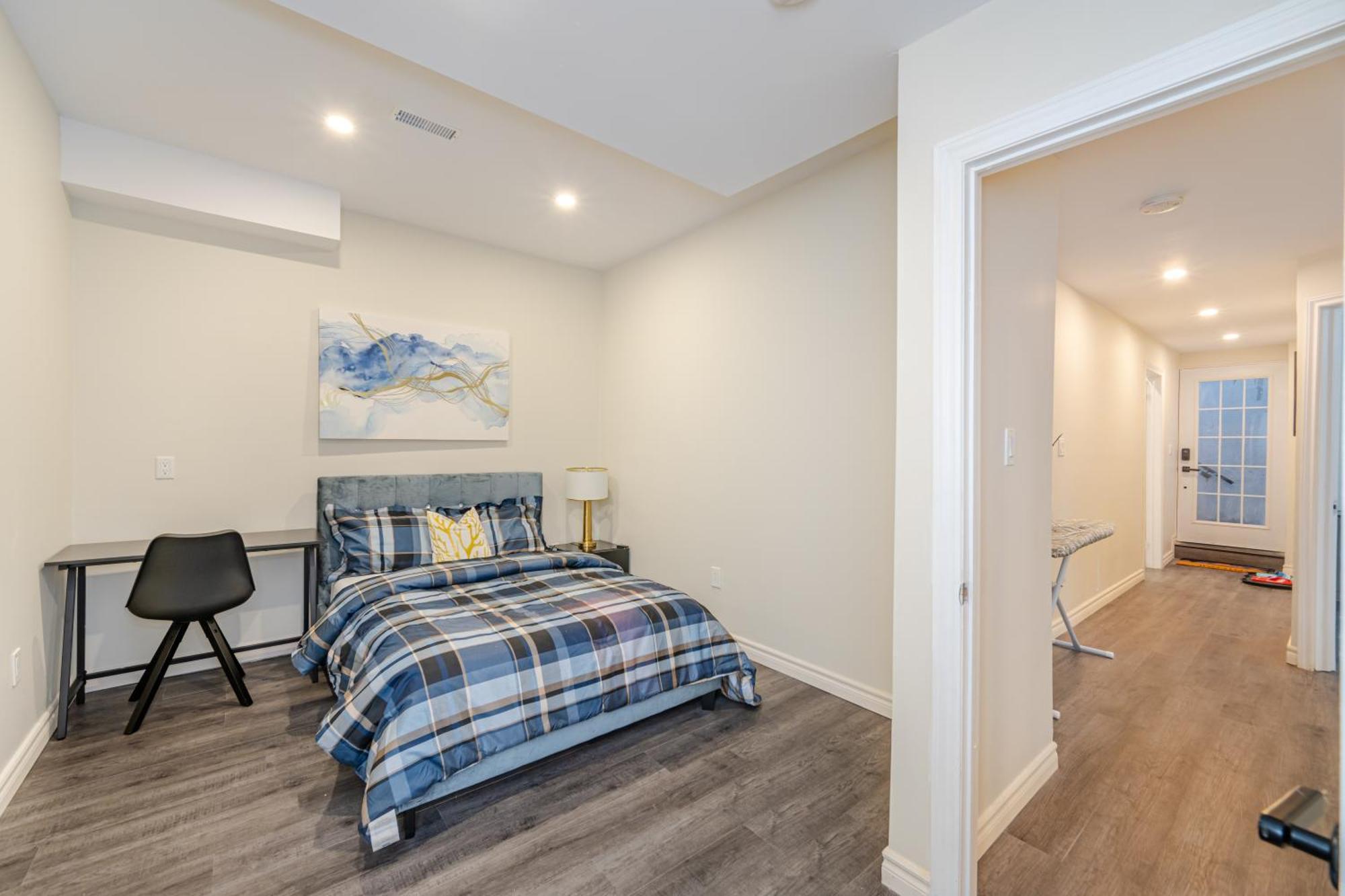 Private Basement Bedrooms In Oakville Exterior foto
